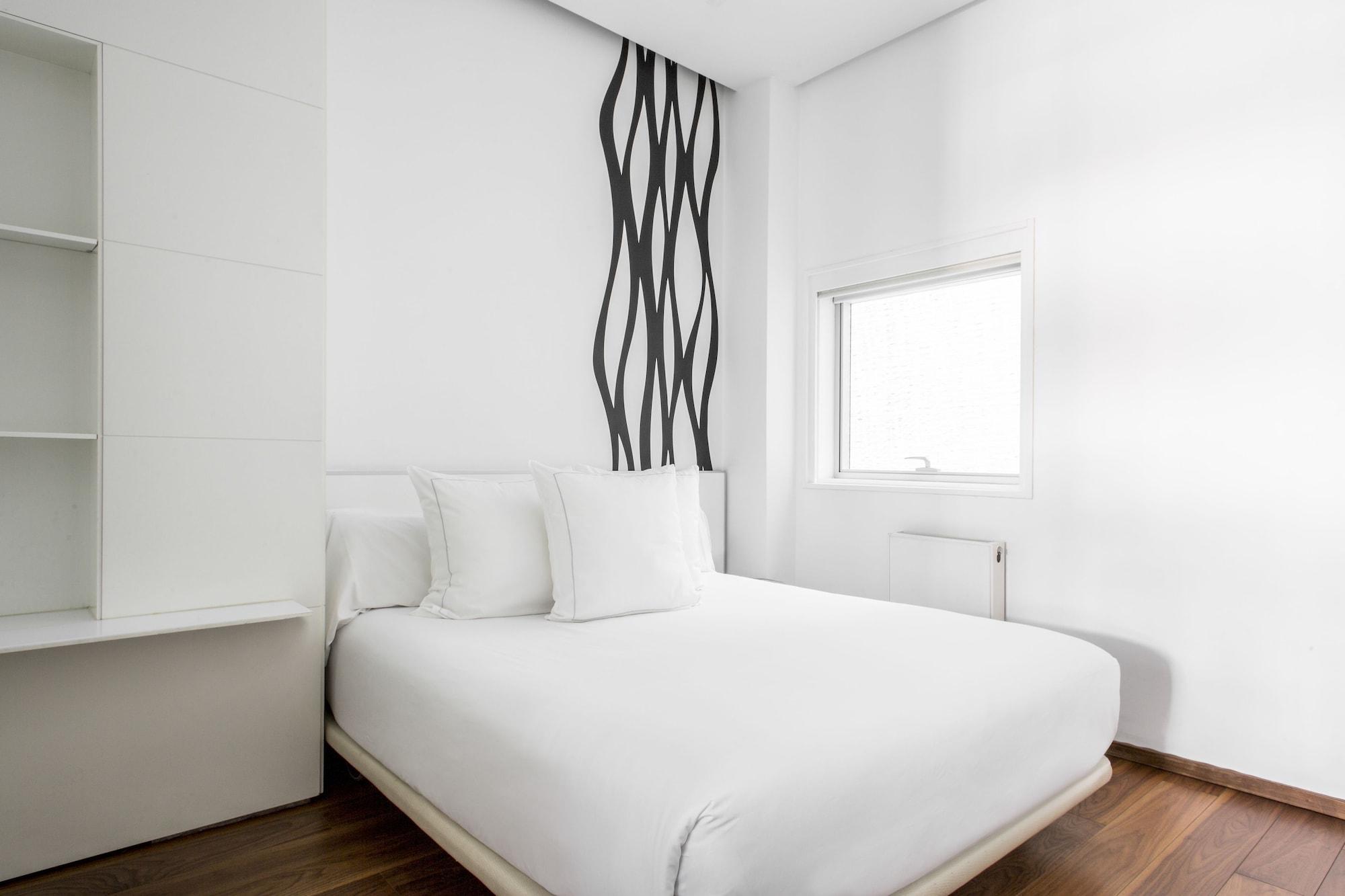 Suites Avenue Барселона Екстериор снимка