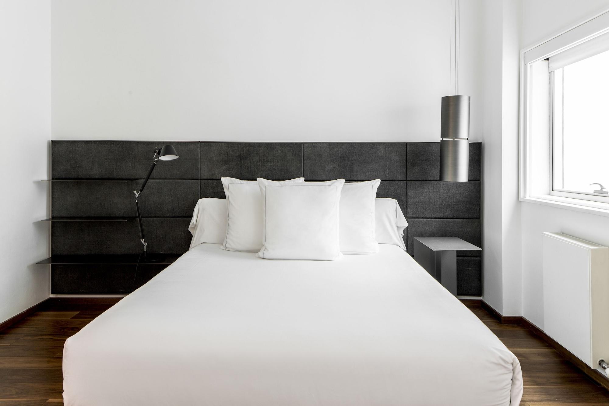 Suites Avenue Барселона Екстериор снимка