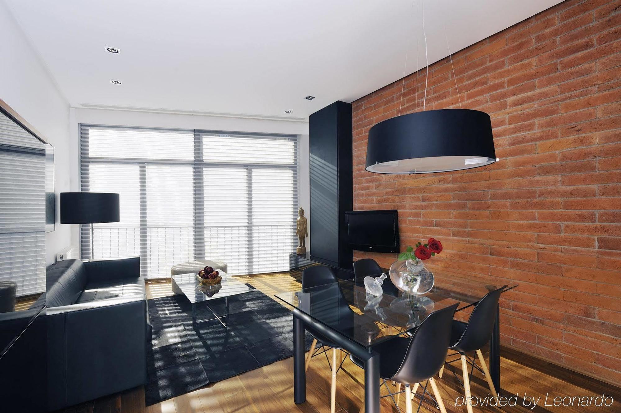 Suites Avenue Барселона Стая снимка