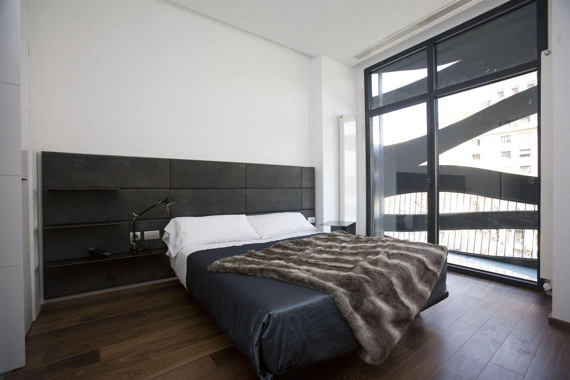 Suites Avenue Барселона Екстериор снимка