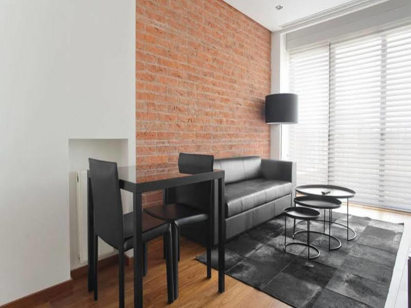 Suites Avenue Барселона Екстериор снимка