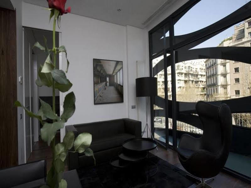 Suites Avenue Барселона Екстериор снимка
